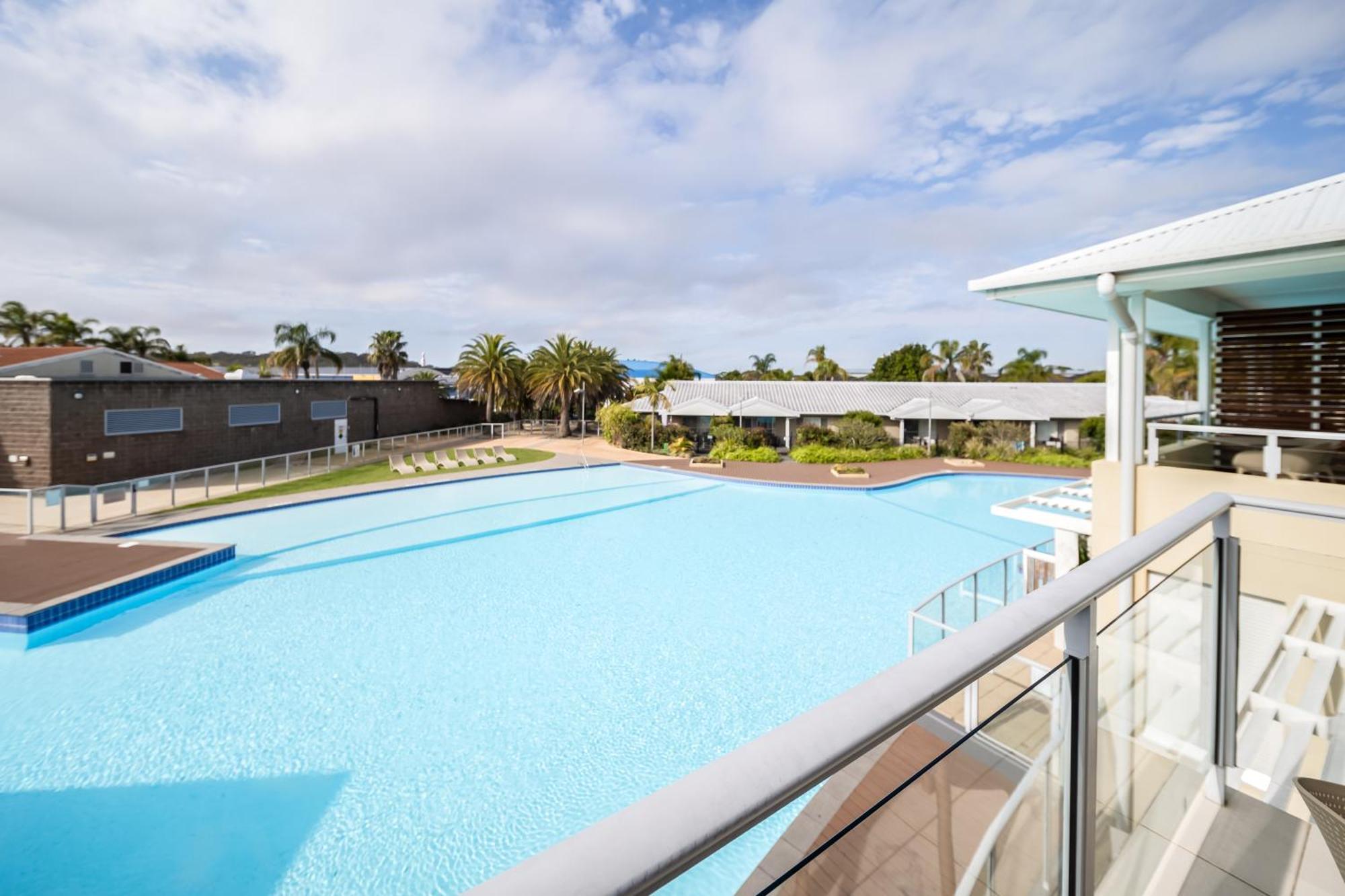 Oaks Port Stephens Pacific Blue Resort Salamander Bay Exterior photo